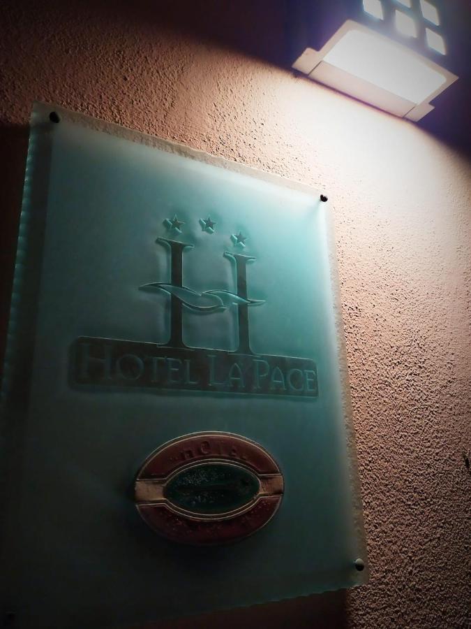 Hotel La Pace Баньйо-ді-Романья Екстер'єр фото